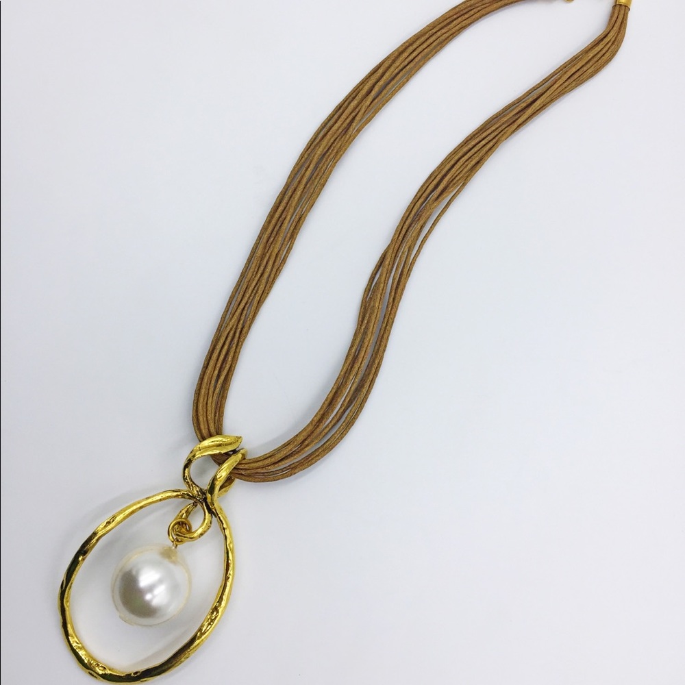 Dangle Pearl Solitaire